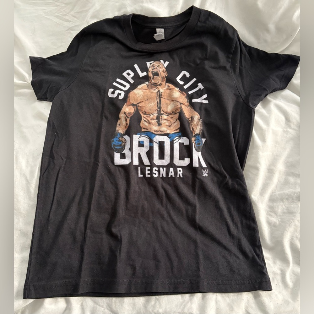 WWE Brock Lesnar Suplex City kids short sleeve T- shirt. Large 10/12.